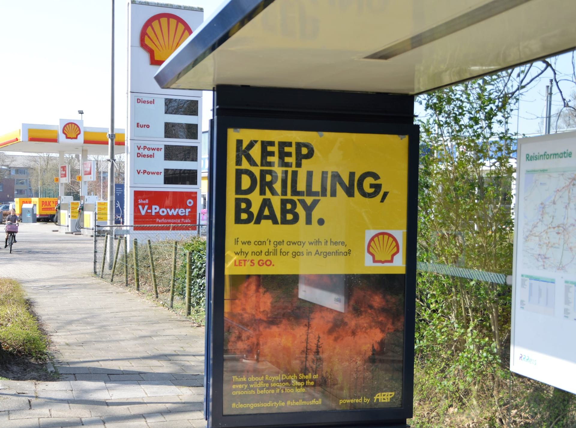 KUNDGEBUNG gegen den Shell-Konzern